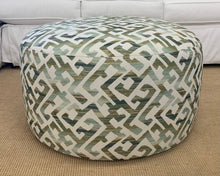 Load image into Gallery viewer, Rowe Cleo 31&quot; Round Ottoman in Olive Geometric