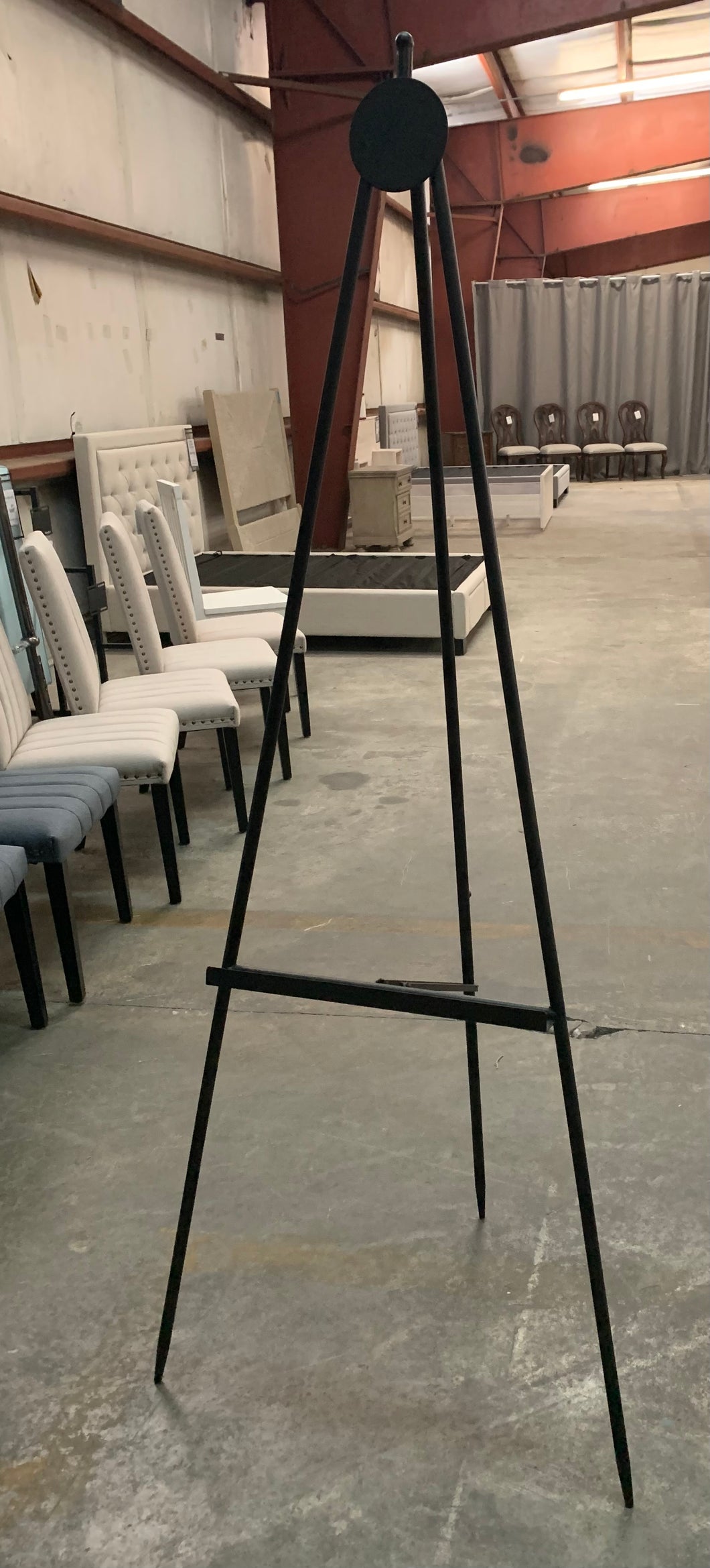 Easel in Oil Rubbed Bronze