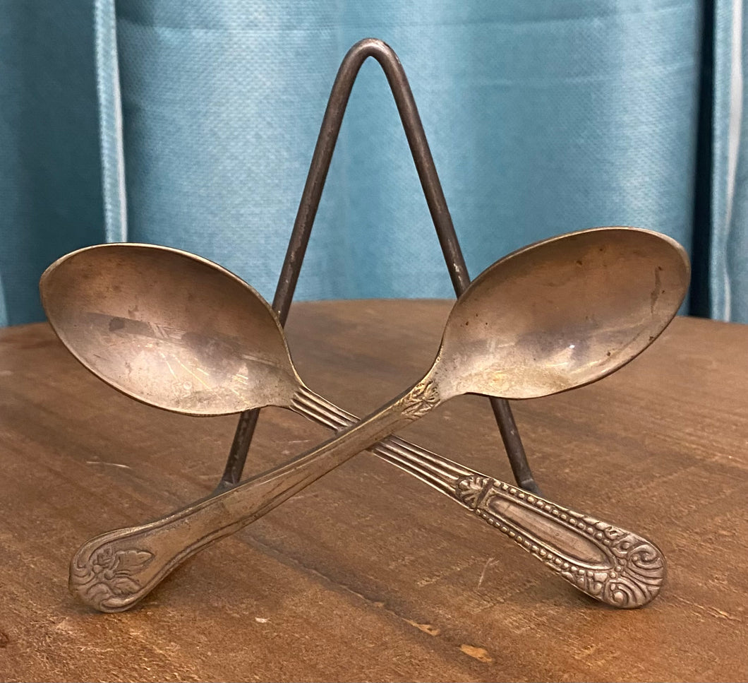 Spoon Plate Stand